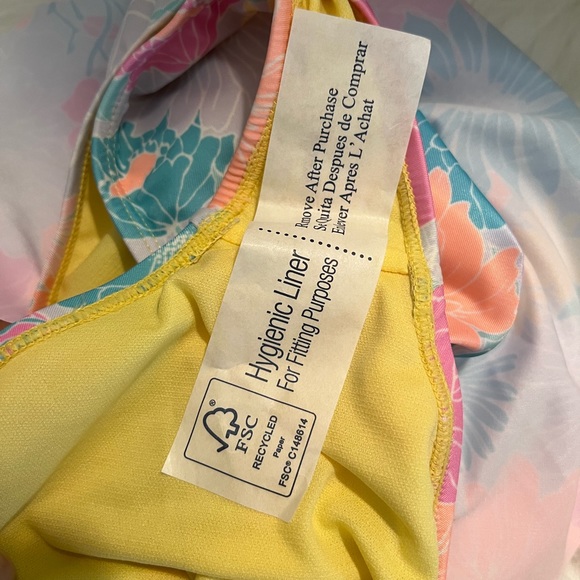 *NWT* Island Soul 2 piece floral bathing suit - Picture 8 of 8